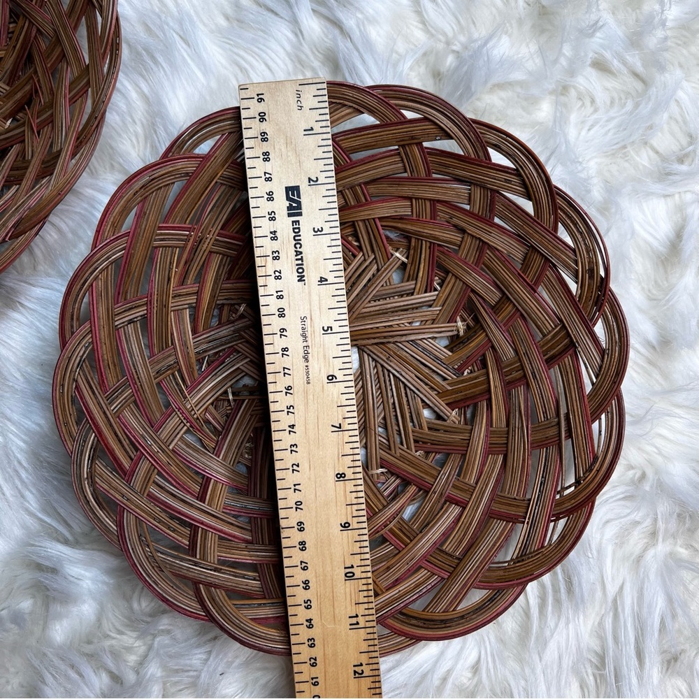 Pair of Vintage Wicker Baskets - Picture 5 of 16